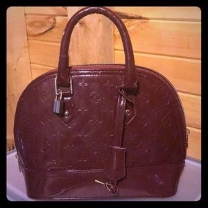 Wine red small handbag